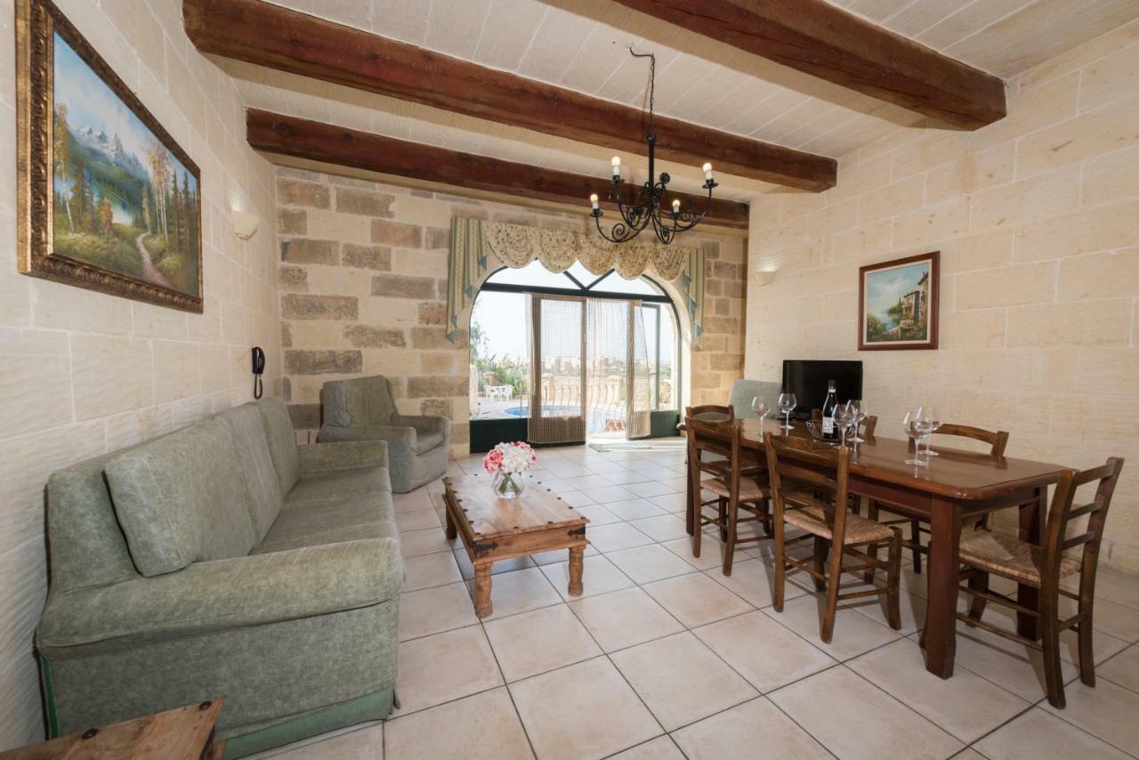 Valley View - Holiday Farmhouse With Private Pool Nadur Exterior photo