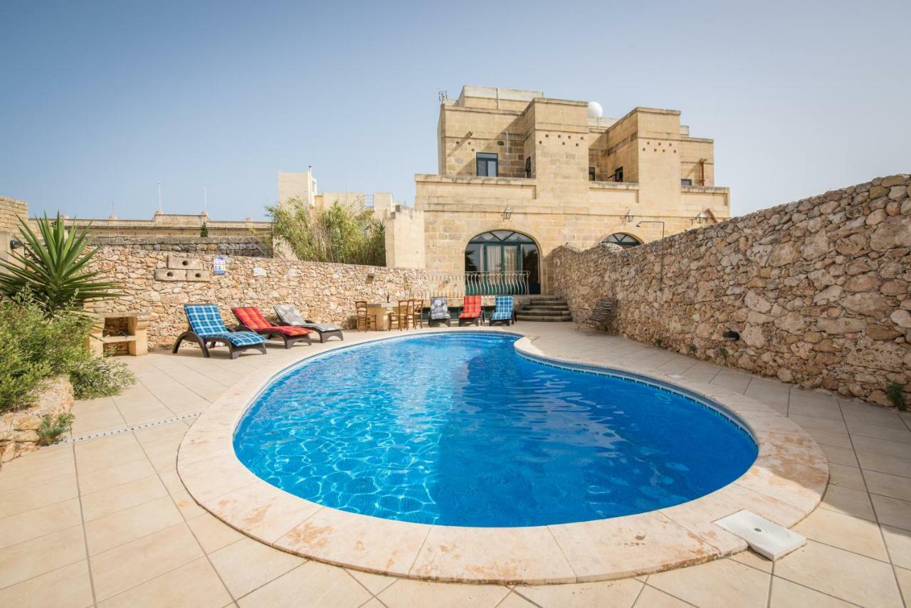 Valley View - Holiday Farmhouse With Private Pool Nadur Exterior photo